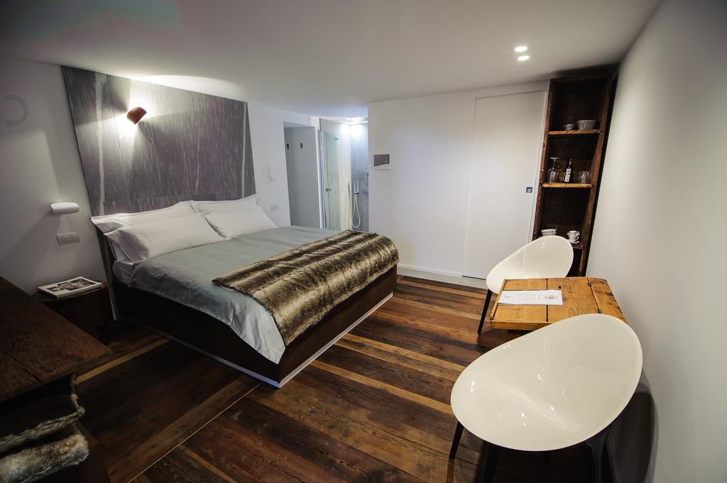 Chambres D'Hotes La Latteria 托尔诺 外观 照片